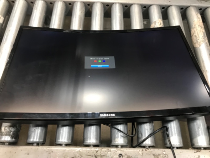 Photo 2 of SAMSUNG 23.5” CF396 Curved Computer Monitor, AMD FreeSync for Advanced Gaming, 4ms Response Time, Wide Viewing Angle, Ultra Slim Design, LC24F396FHNXZA, Black
