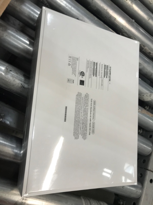 Photo 9 of New and sealed 
Apple 2022 MacBook Air Laptop with M2 chip: 13.6-inch Liquid Retina Display, 8GB RAM, 512GB SSD Storage, Backlit Keyboard, 1080p FaceTime HD Camera. Works with iPhone and iPad; Silver
