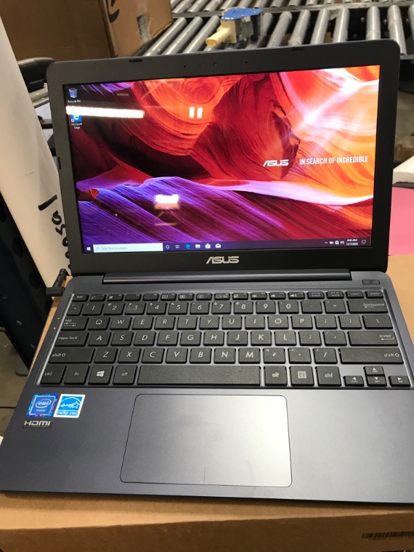 Photo 1 of ASUS VivoBook L203MA Ultra-Thin Laptop, 11.6in HD, Intel Celeron N4000 Processor (up to 2.6 GHz), 4GB RAM, 64GB eMMC, USB-C, Windows 10 in S Mode, L203MA-DS04 (Renewed)