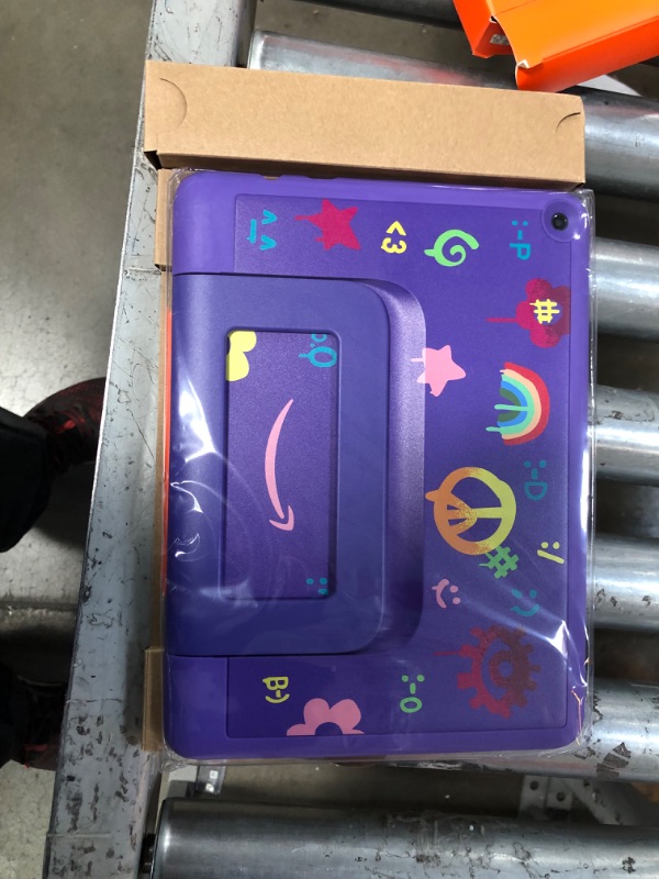 Photo 1 of Amazon Fire HD 10 Kids Pro tablet for ages 6-12. Enjoy low-stress travel with on-the-go kids entertainment - access thousands of included videos, ebooks, games and more, Doodle
