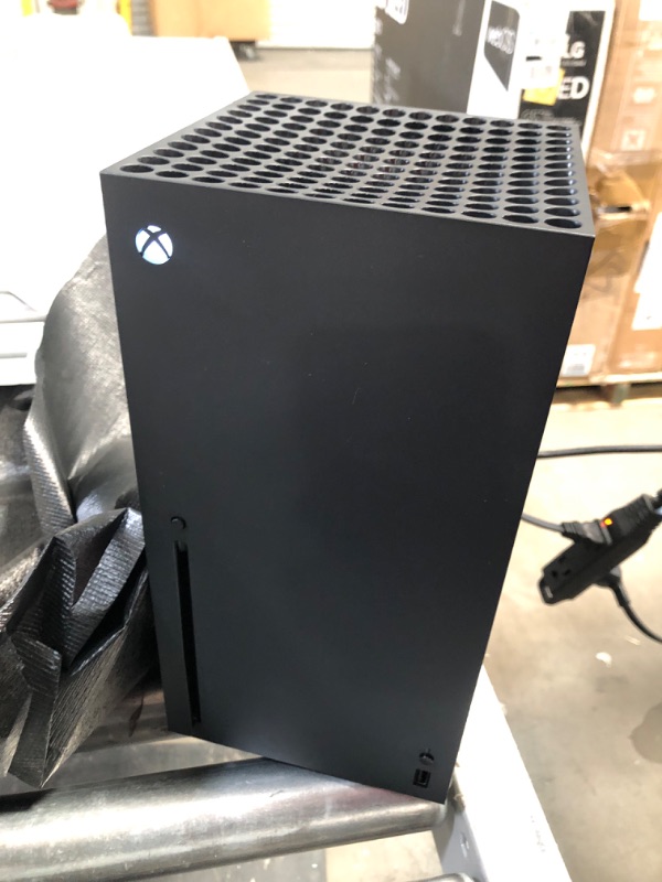 Photo 6 of Xbox Series X – 