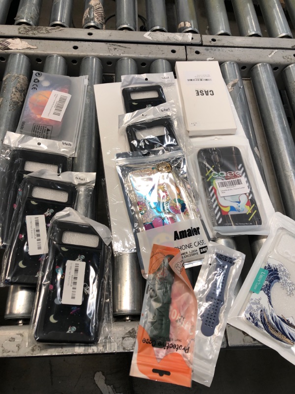 Photo 1 of miscellaneous bundle of assorted of 12 phone cases 