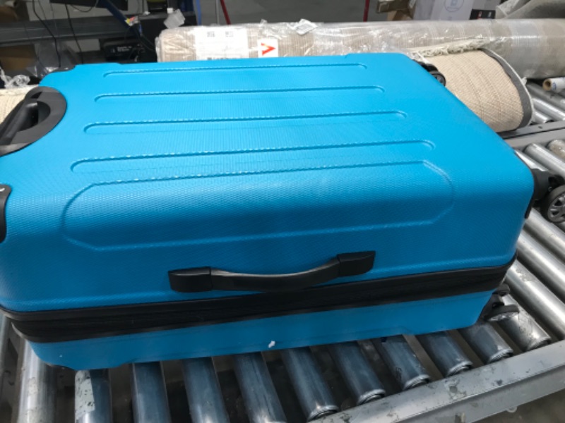 Photo 8 of **CRACK ON LARGER SUITCASE, SEE PHOTOS**
3-Piece Expandable Hardside Spinner Luggage Set