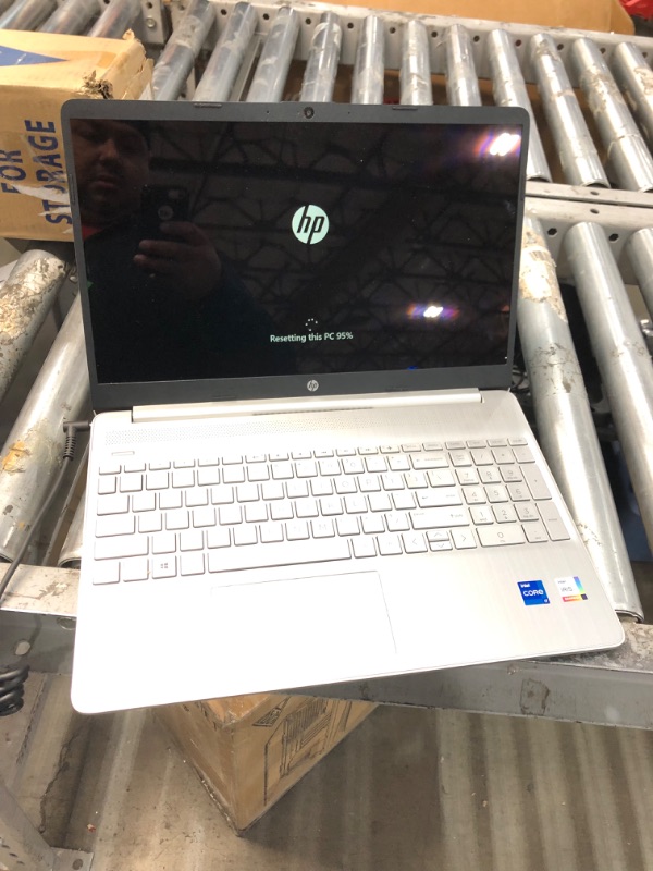 Photo 5 of HP 15-DY2089 15.6" FHD IPS Touchscreen Laptop, 11th Gen Intel i7-1165G7(Up to 4.7GHz), 12GB RAM, 256GB PCIe SSD, Intel Iris Xe Graphics, USB-A&C, HDMI, WiFi, Bluetooth, Windows 11 Natural Silver