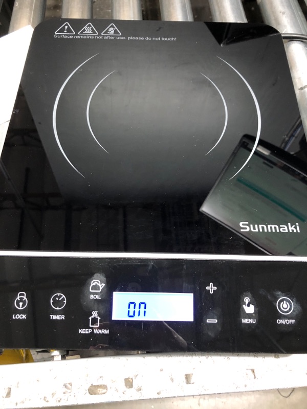 Photo 3 of *** POWERS ON *** Sunmaki Portable Induction Cooktop,1800W Induction Cooker with LCD Sensor Touch, Induction Cooktop Burner Child Safety Lock & 4h Timer, 9 Power 10 Temperature Setting for cooking
