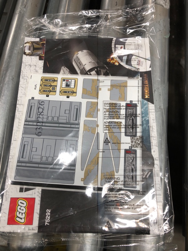 Photo 4 of **SEE NOTES**
LEGO Star Wars The Razor Crest 75292 Building Toy Set for Kids, Boys, and Girls Ages 10+ (1023 Pieces) Frustration-Free Packaging