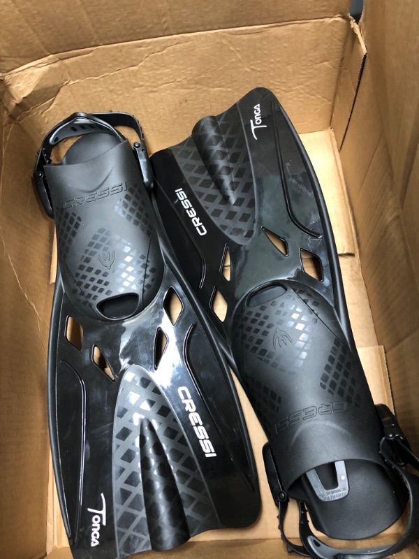Photo 1 of Cressi Adult Adjustable Snorkeling Fins with Ultra Resistant Buckles, Very Light, Ideal for Traveling - Tonga: designed in Italy S/M | US Man 4.5/8.5 | US Lady 5/9.5 Black/Black
