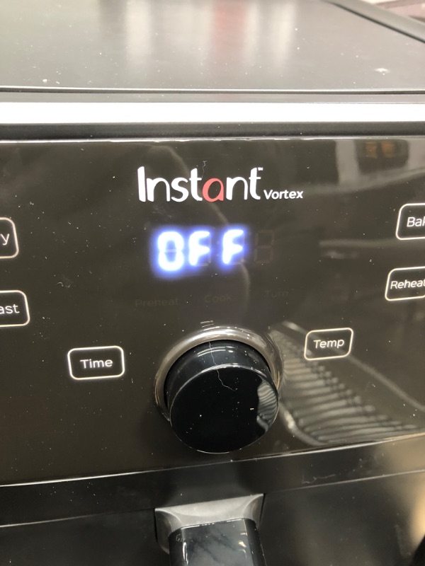 Photo 3 of Instant Vortex 5.7QT Air Fryer Oven Combo