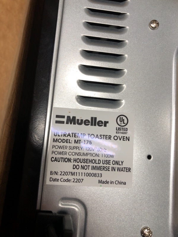 Photo 4 of *Tested/Door Doesn't Close Shut-See Photos* Toaster Oven 4 Slice, Multi-function Stainless Steel Finish with Timer - Toast - Bake - Broil Settings, Natural Convection - 1100 Watts of Power, Includes Baking Pan and Rack by Mueller Austria
