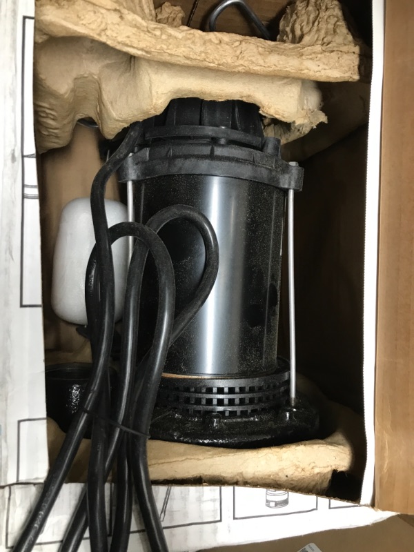 Photo 2 of **NON-FUNCTIONAL, PARTS ONLY**
WAYNE CDU800 1/2 HP Submersible Cast Iron and Steel Sump Pump With Integrated Vertical Float Switch Black