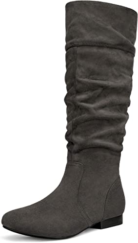 Photo 1 of DREAM PAIRS Women's Knee High Pull On Fall Weather Winter Boots size 8.5 
