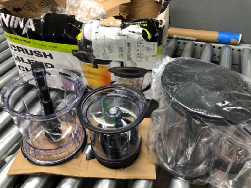 Photo 2 of *Missing blender base* Ninja QB1004 Blender/Food Processor with 450-Watt Base, 48oz Pitcher, 16oz Chopper Bowl, and 40oz Processor Bowl for Shakes, Smoothies, and Meal Prep