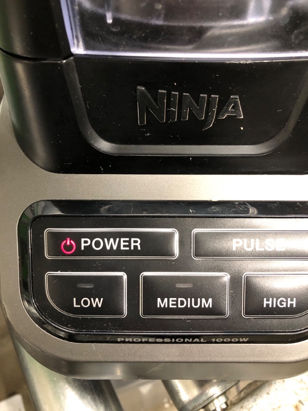 Photo 3 of *Tested-Handle Doesn't Go Down-See Photos* Ninja BL610 Professional 72 Oz Countertop Blender with 1000-Watt Base and Total Crushing Technology for Smoothies, Ice and Frozen Fruit, Black, 9.5 in L x 7.5 in W x 17 in H with 25 Chef-inspired Recipes