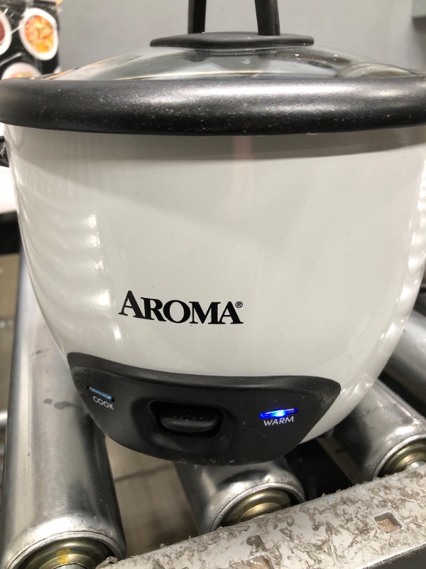 Photo 3 of *Tested* Aroma Housewares 6-Cup (Cooked) (3-Cup Uncooked) Pot Style Rice Cooker and Food Steamer (ARC-743-1NG), White