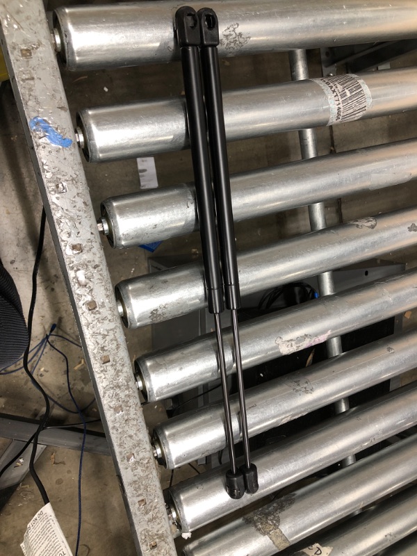 Photo 1 of *Used-See Photos* Qty(2) C16-02648 17 Inch 35Lbs/156N Gas Shocks Struts For Truck Topper Leer ATC Snugtop Camper Shell Window Glass C1602648 (17"/35lb)
