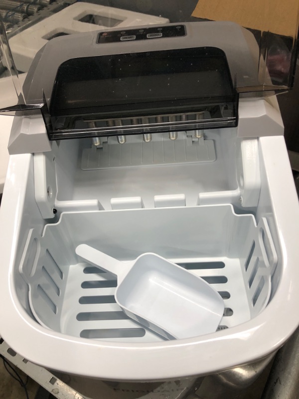 Photo 3 of ***TESTED WORKING*** FRIGIDAIRE EFIC189-Silver Compact Ice Maker, 26 lb per Day, Silver (Packaging May Vary)