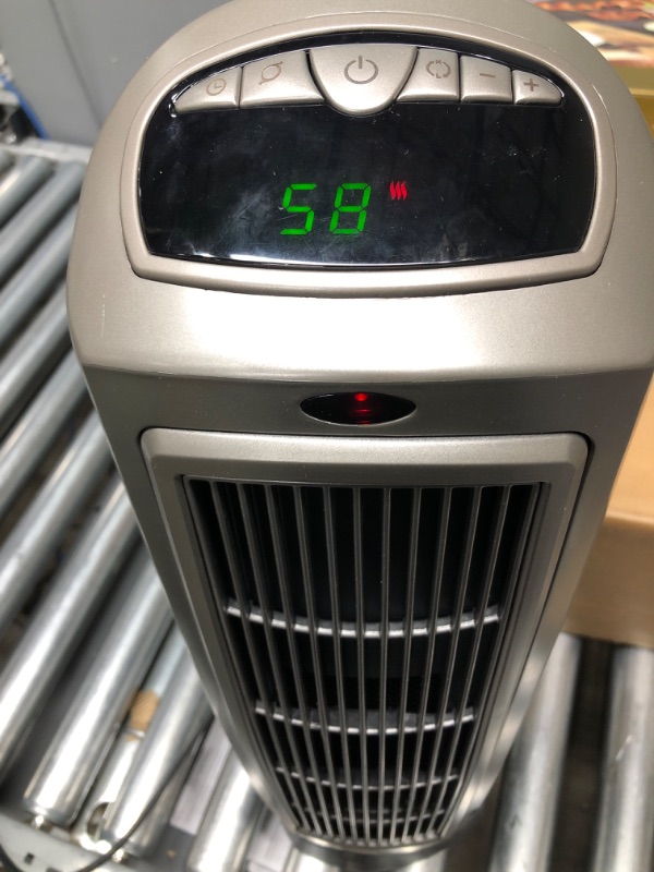 Photo 2 of ***TESTED WORKING*** Lasko 1500W Digital Ceramic Space Heater with Remote, 755320, Silver