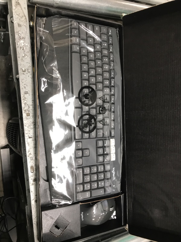 Photo 1 of Logitech MK850 Performance Wireless Keyboard and Mouse Combo
