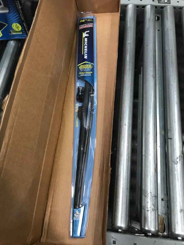 Photo 3 of Michelin 8526 Stealth Ultra Windshield Wiper Blade with Smart Technology, 26" (Pack of 1)