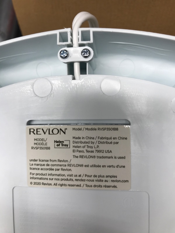 Photo 4 of ***NEW IN BOX*** Revlon Moisturizing Paraffin Bath| For Soft Hands, Elbows & Feet