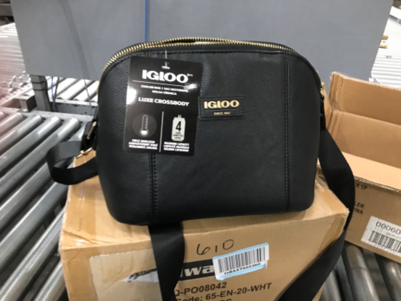 Photo 3 of Igloo Premium Luxe Leather Soft Sided Insulated Cooler Bags 4-Can Crossbody Black