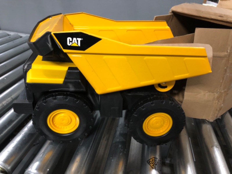 Photo 2 of CatToysOfficial CAT Mighty Steel Dump Truck, Yellow
