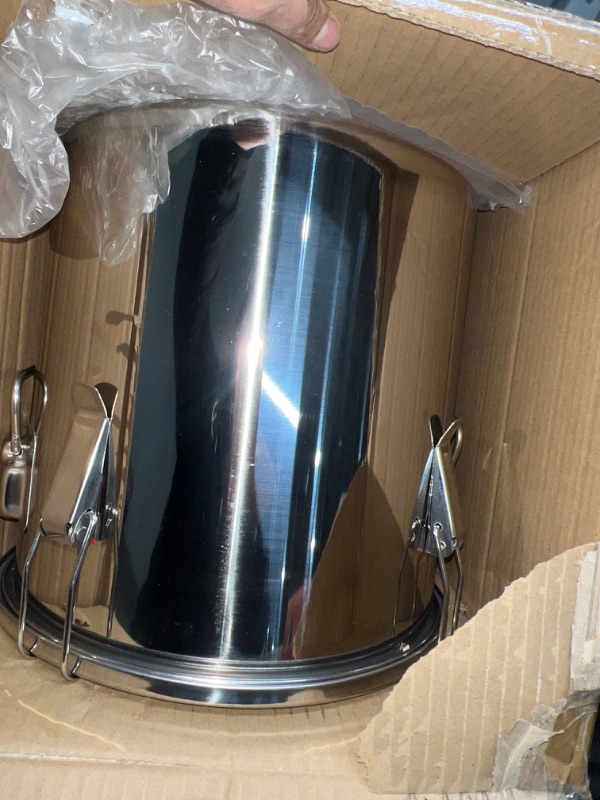 Photo 1 of 40qt pressure cooker  