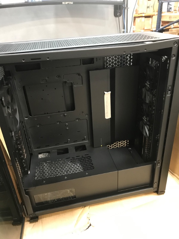 Photo 4 of Corsair 7000D AIRFLOW Full Tower Case (Black)