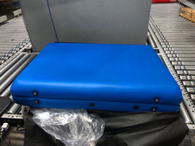 Photo 2 of *GOOD CONDITION*
BAG FOR MASSAGE TABLE IS RIPPED*
AmazonCommercial Portable Folding Massage Table with Carrying Case - Blue