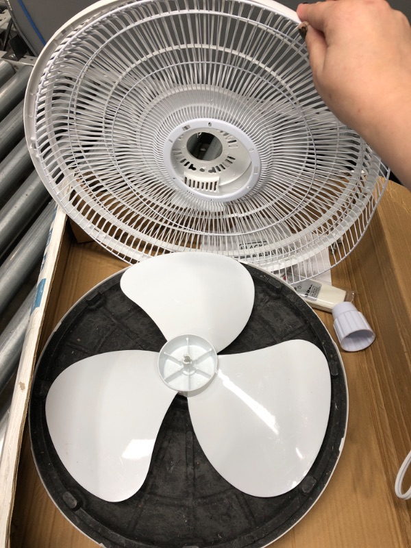 Photo 5 of ***TESTED WORKING*** Black & Decker 16 In. Stand Fan with Remote, White - 16" Diameter - 3 Speed - Durable, Adjustable Height, Tilt Angle, Oscillating, Timer-off Function - 22.8" Height x 17.7" Width x 15.8" Depth - White