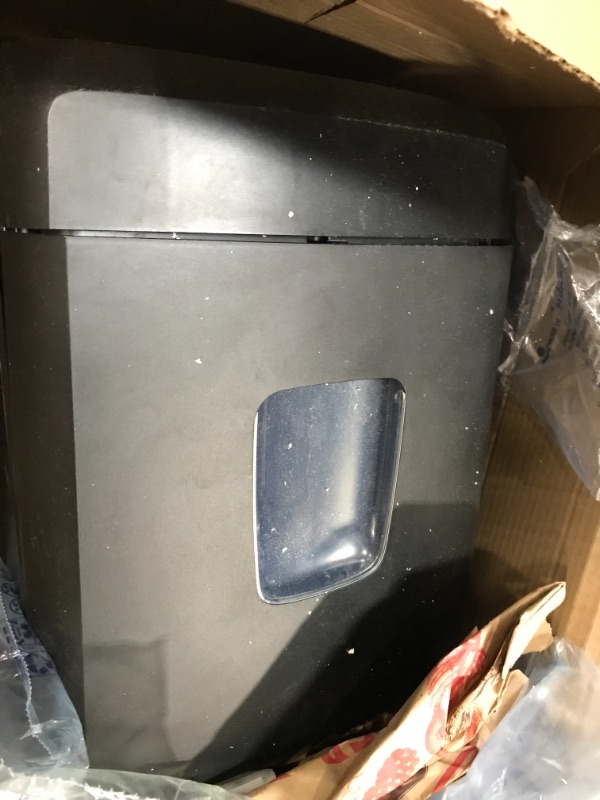 Photo 2 of nonfunctional-Amazon Basics 8-Sheet Cross Cut Paper Shredder and Credit Card Shredder with 4.1 Gallon Bin
