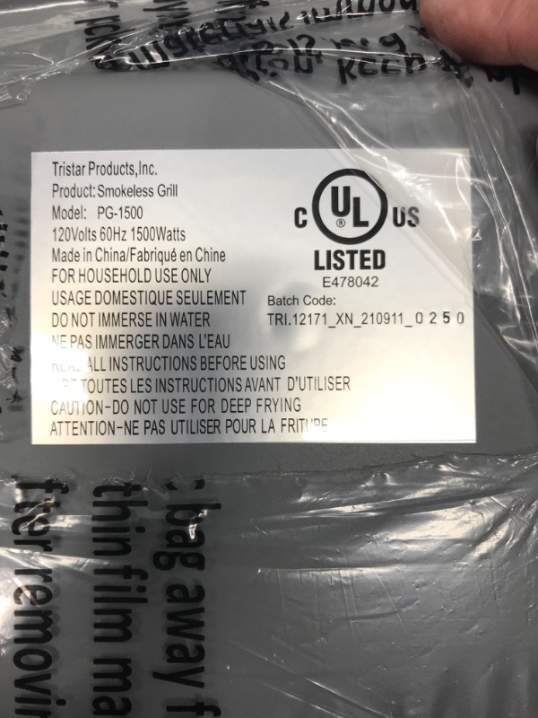 Photo 4 of ***NEW FACTORY SEALED*** Power XL Smokeless Electric Indoor Removable Grill and Griddle Plates, Nonstick Cooking Surfaces, Glass Lid, 1500 Watt, 21X 15.4X 8.1, black