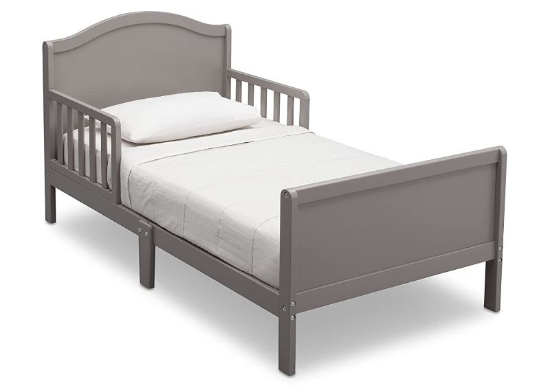 Photo 1 of Delta Children Bennett Toddler Bed, Grey 