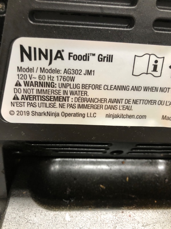 Photo 5 of *** POWERS ON *** Ninja AG301 Foodi 5-in-1 Indoor Grill with Air Fry, Roast, Bake & Dehydrate, Black/Silver Black/Silver 4-Quart Indoor Grill