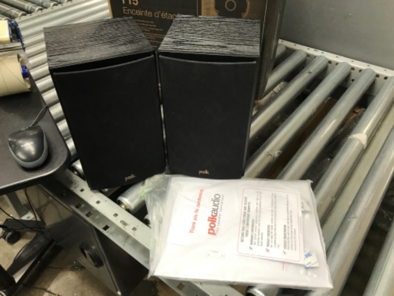 Photo 1 of Polk Audio T15 Bookshelf Speakers Pair Black