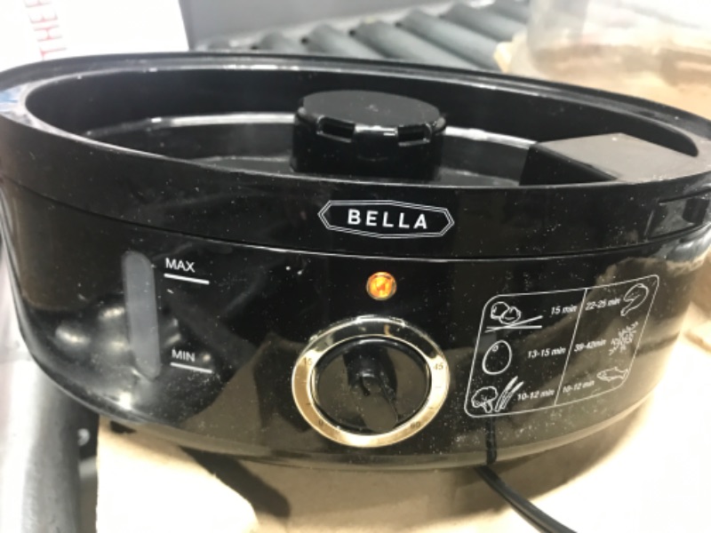 Photo 4 of *** POWERS ON *** BELLA Two Tier Food Steamer
