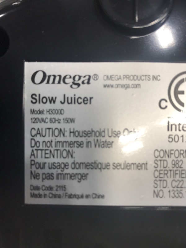 Photo 2 of *** POWERS ON *** Omega H3000D Cold Press 365 Juicer Slow Masticating Extractor Creates Delicious Fruit Vegetable and Leafy Green High Juice Yield and Preserves Nutritional Value, 150-Watt, Black