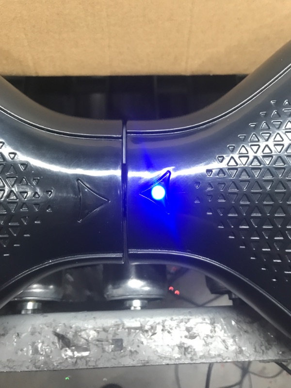 Photo 5 of *** POWERS ON *** Hover-1 Helix Electric Hoverboard | 7MPH Top Speed, 4 Mile Range, 6HR Full-Charge, Built-in Bluetooth Speaker, Rider Modes: Beginner to Expert Hoverboard Black