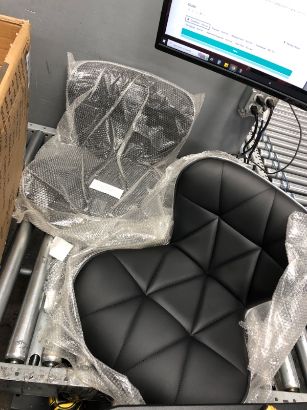 Photo 2 of *LITTLE SLICE ON THE SEAT *

Leopard Shell Back Adjustable Swivel Bar Stools, PU Leather Padded with Back, Set of 2 ( Black ) A-black