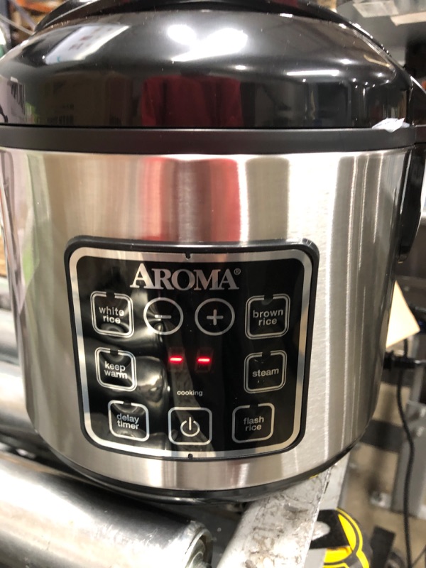Photo 3 of Aroma Housewares ARC-914SBD Digital Cool-Touch Rice Grain Cooker and Food Steamer, Stainless, Silver, 4-Cup (Uncooked) / 8-Cup (Cooked) Basic