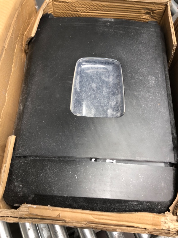 Photo 1 of Amazon Basics 15-Sheet Cross Cut Paper Shredder and Credit Card CD Shredder with 6 Gallon Bin 15 Sheet - new model Shredder