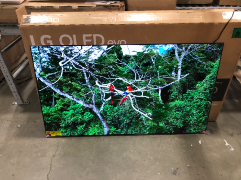 Photo 2 of LG 65-Inch Class OLED evo C2 Series Alexa Built-in 4K Smart TV, 120Hz Refresh Rate, AI-Powered 4K, Dolby Vision IQ and Dolby Atmos, WiSA Ready, Cloud Gaming (OLED65C2PUA, 2022) 
