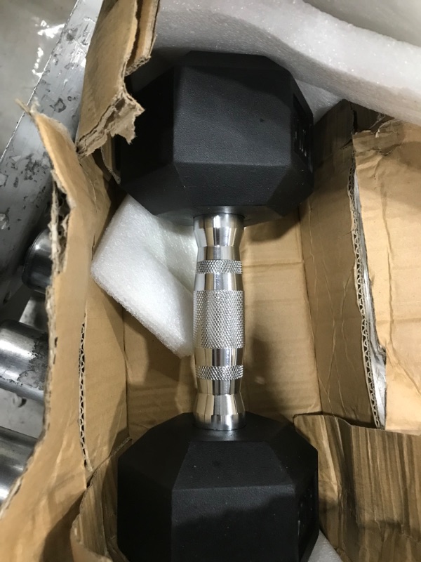 Photo 2 of Amazon Basics Rubber Encased Hex Dumbbell Hand Weight 20 Pounds Rubber Encased Hex Dumbbell