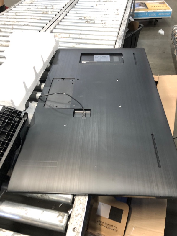 Photo 6 of SAMSUNG 43-Inch Class Neo QLED 4K UHD QN90A Series Mini LED Quantum HDR 24x, Object Tracking Sound+, Ultra Viewing Angle, Smart TV with Alexa Built-In (QN43QN90AAFXZA, 2021 Model), Titan Black
