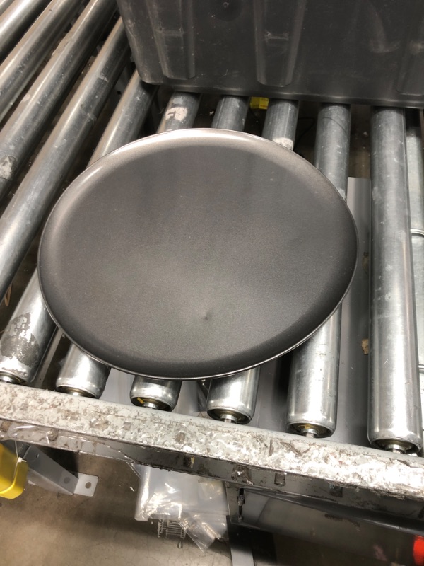 Photo 2 of ** SLIGHT BENT **American Metalcraft CTP15 15" Coupe Style Aluminum Pizza Pan
