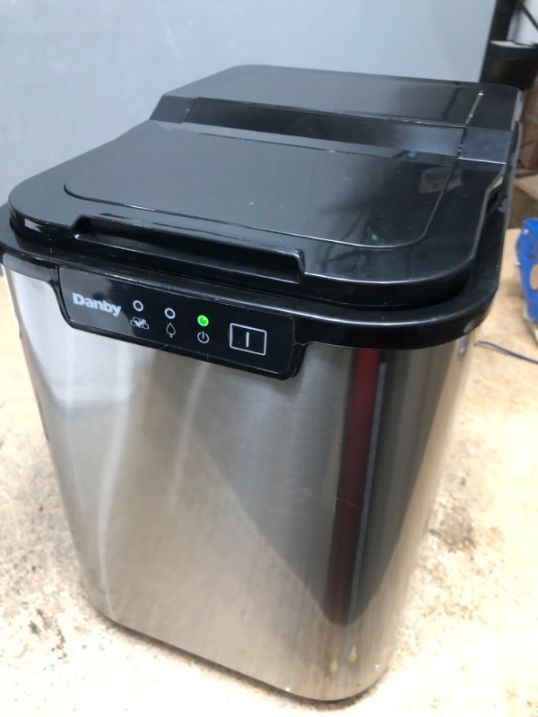Photo 2 of (PARTS ONLY)Danby DIM2500SSDB Portable Ice Maker, Countertop Ice Machine Makes 25 lbs of Ice A Day,LED Controls & Self-Clean Mode ?ne ???k