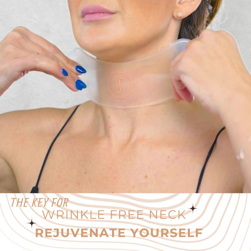 Photo 1 of NECK WRINKLE PADS AND 24K GOLD EYE PADS LIFT SKIN AND TIGHTEN SKINS ELASTICITY LEAVING FACE WITH FEWER AND FEWER WRINKLES AND DARK CIRCLES TILL ALL GONE UP TO 9 HOURS OF USAGE REMOVE AND CLEAN TO USE AGAIN NEW  
