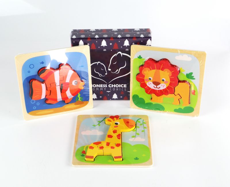 Photo 1 of 2 PACK 3 WOODEN PRINCESS PUZZLES AND 3 WOODEN ANIMALS PUZZLES TOTAL 6 PUZZLES WITH 2 BONUS SURPRISES NEW 