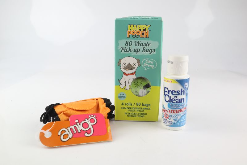 Photo 1 of AMIGO PET SET 1 BOX OF4 ROLLS / 80 WASTE BAGS IN TOTAL 1 BAG CARRIER AND 1 DEODORIZER NEW $35.95