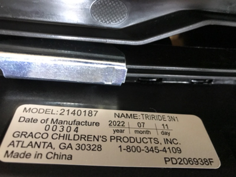 Photo 1 of **MISSING PARTS** Graco TriRide 3 in 1 Car Seat | 3 Modes of Use from Rear Facing to Highback Booster Car Seat, Clybourne